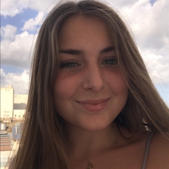 Meet your Posher, Charlotte - Picture 1 of 1